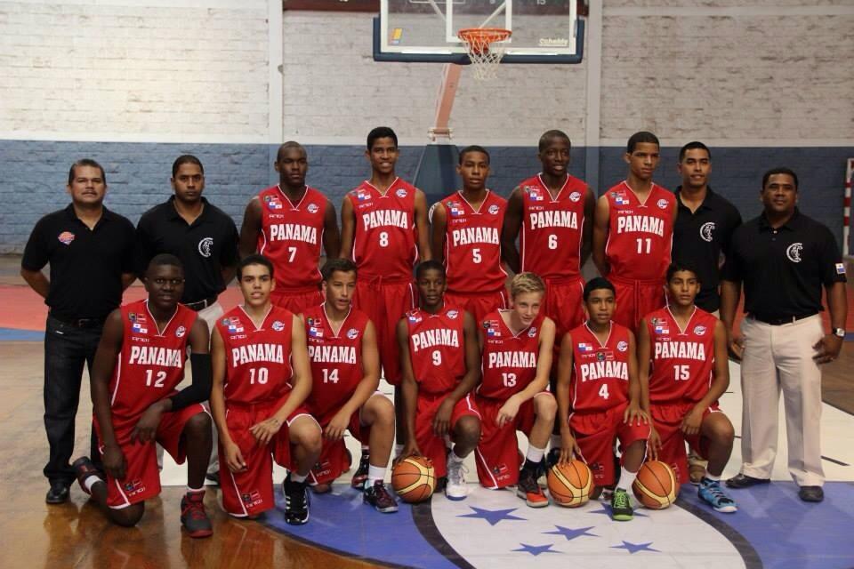 Sub-15 de baloncesto de Panamá arrasó con Honduras en la COCABAU15