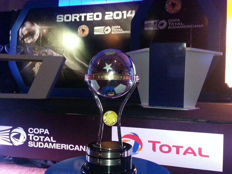 Román Torres y Luis Tejada podrían estar enfrentándose en la Copa Sudamericana