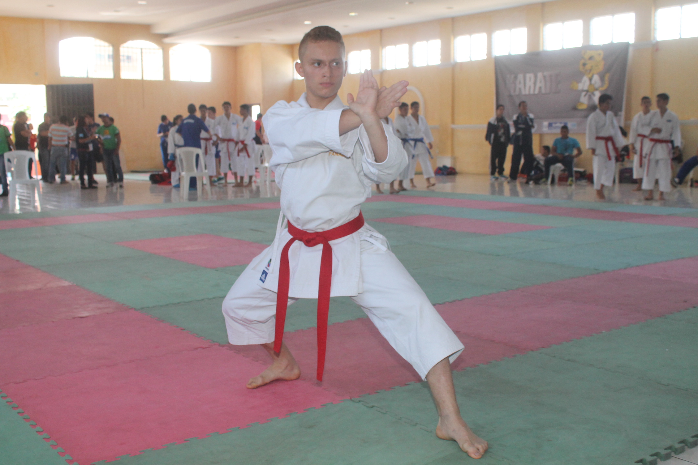 Panamá suma cuatro medallas más con Karate y Atletismo