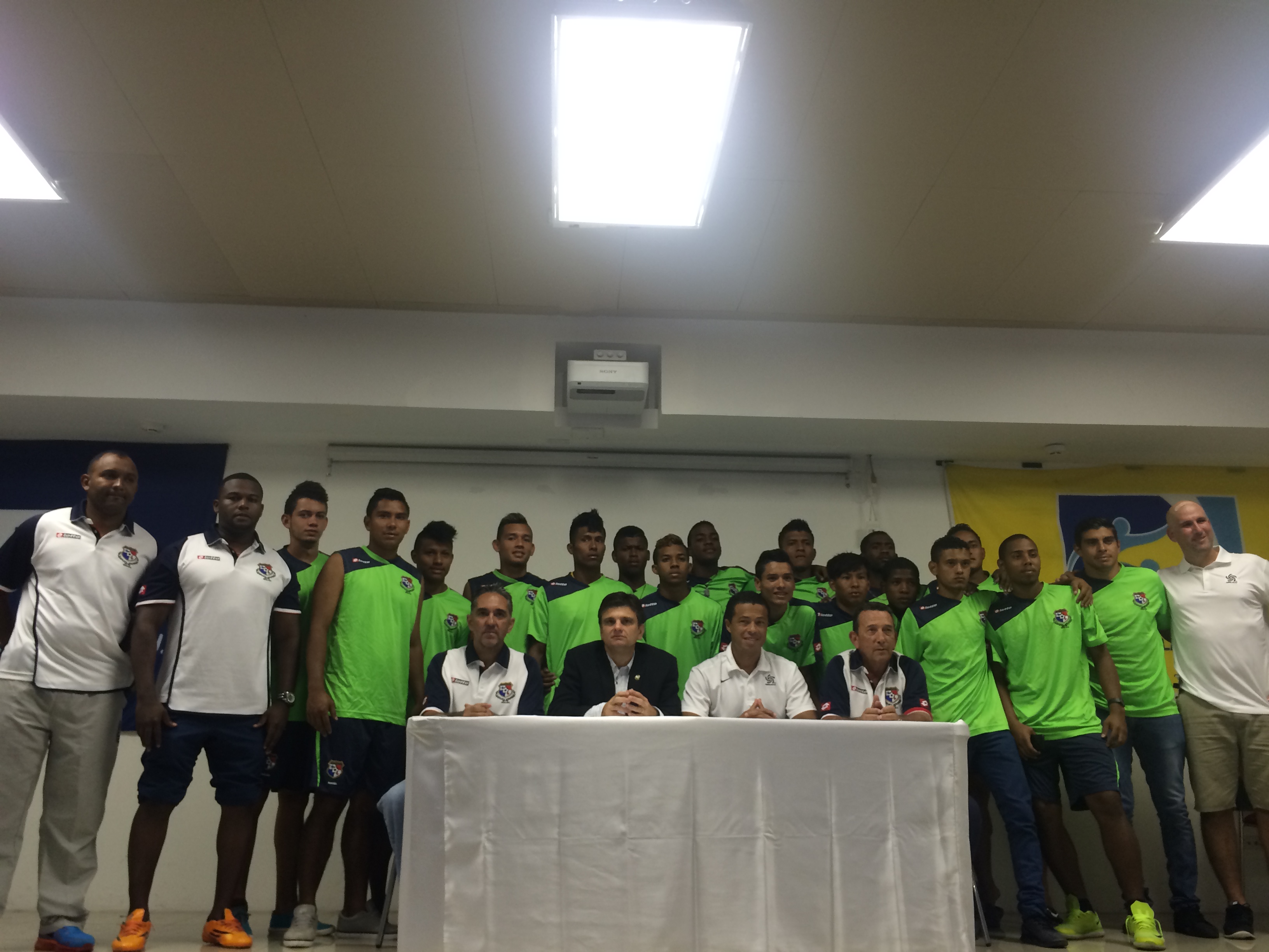 FEPAFUT y CONCACAF presentan Pre-Selección Canalera de fútbol playa