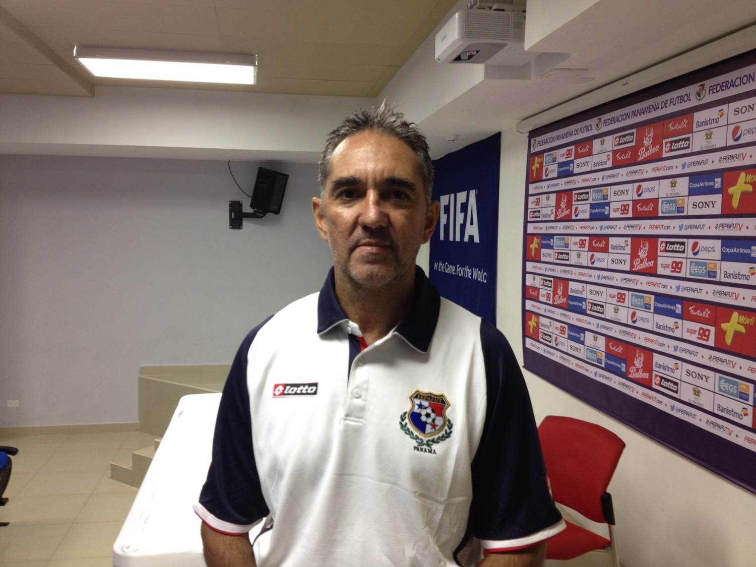 Shubert Pérez: «Mi experiencia ha sido como jugador y dirigiendo a equipos de Fútbol Playa en Uruguay