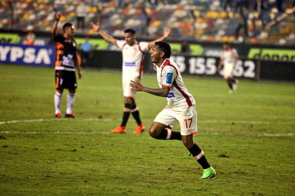Alberto Quintero certifica con gol, su buen momento en Perú