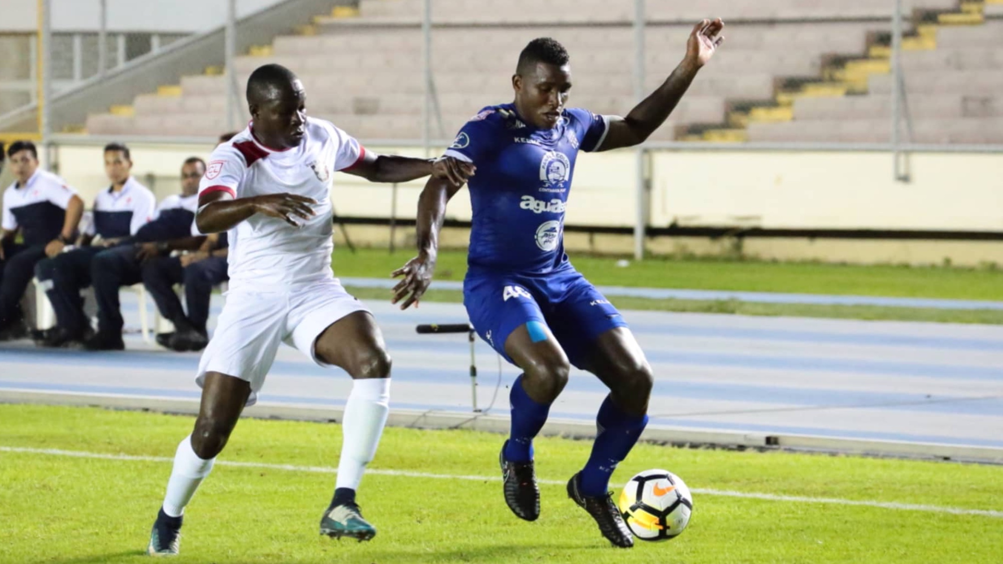 El Expreso Azul arranca con pie derecho la CONCACAF League