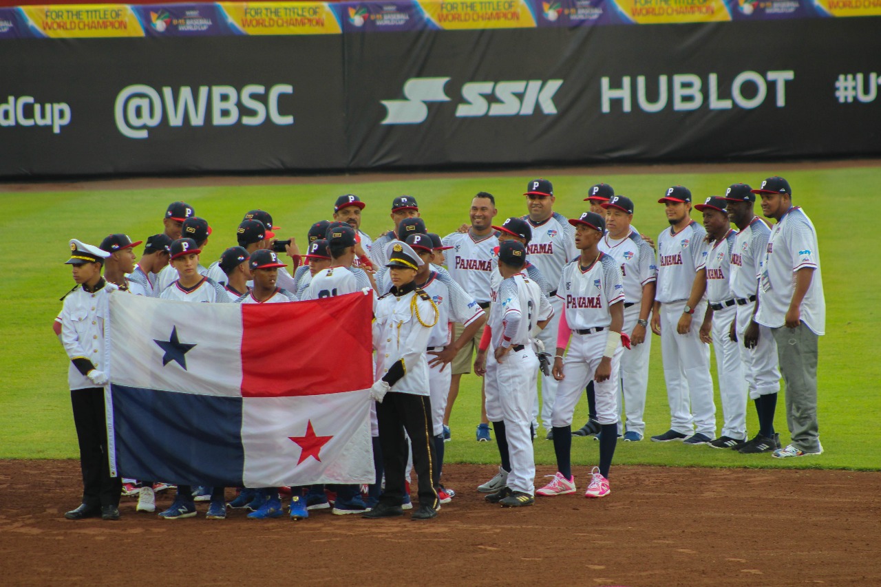 Debut y victoria para Panamá