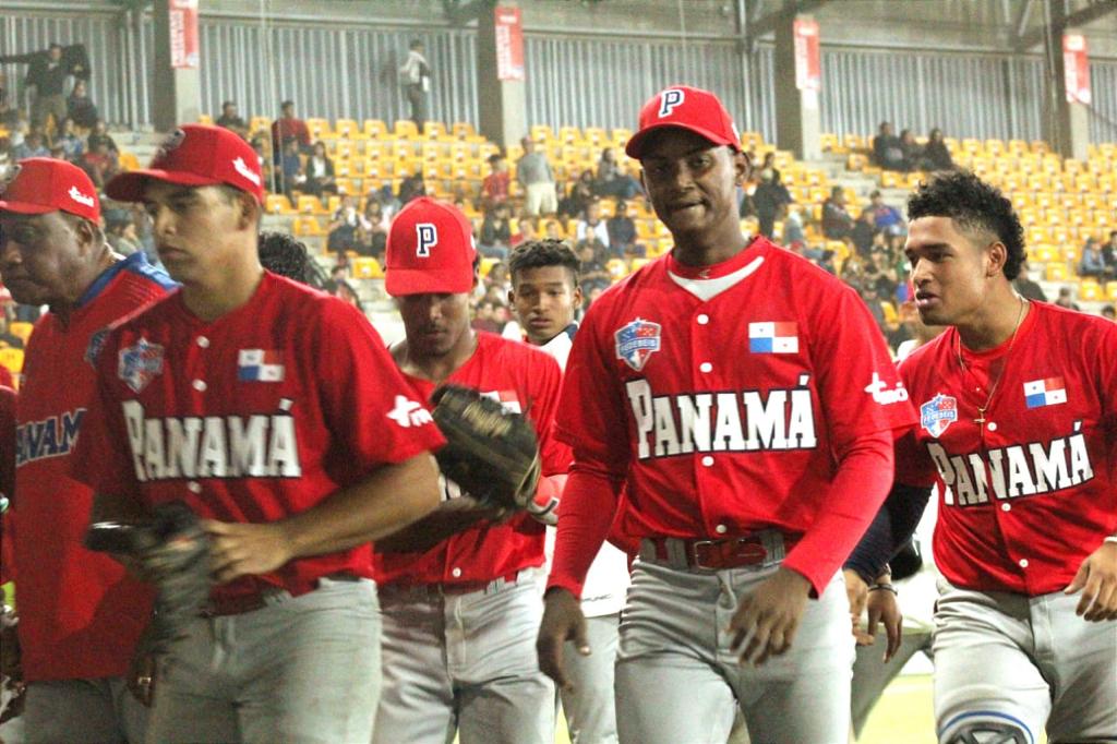 Panamá se recuperó con victoria sobre el anfitrión