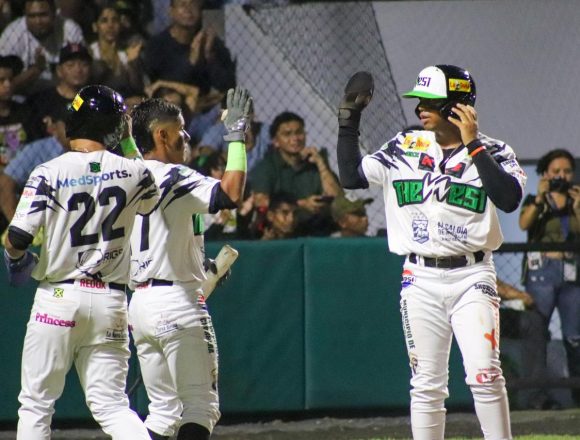 ¡LOS «VAQUEROS» DOMARON A LAS «HARPIAS», EN EL INICIO DEL BEISBOL JUVENIL!