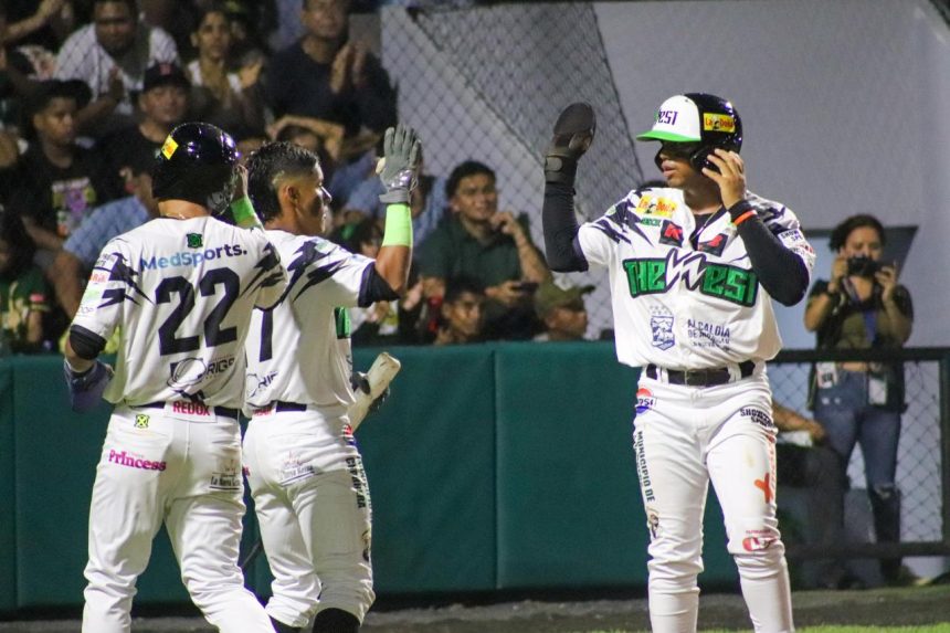 ¡LOS «VAQUEROS» DOMARON A LAS «HARPIAS», EN EL INICIO DEL BEISBOL JUVENIL!